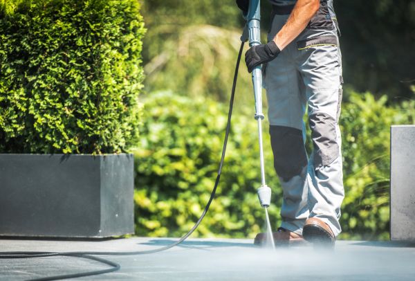 Concrete Pressure Washing in Palm Harbor