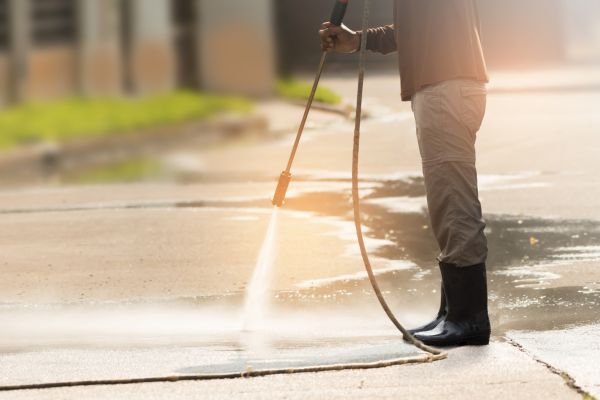 Residential Concrete Cleaning in Palm Harbor