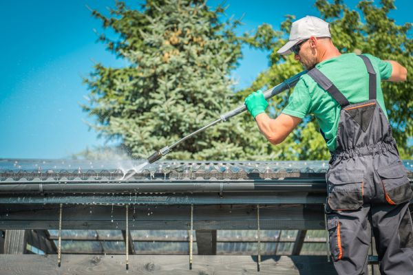 Gutter Power Washing in Palm Harbor