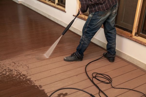 Veranda Cleaning in Palm Harbor